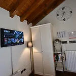 Aura Loving Con 4 Posti Letto, Cucina Completa, Terrazzo Ed Un Grande Parco Verde Serravalle d'Asti