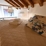 Aura Loving Con 4 Posti Letto, Cucina Completa, Terrazzo Ed Un Grande Parco Verde *