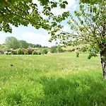 Aura Loving Con 4 Posti Letto, Cucina Completa, Terrazzo Ed Un Grande Parco Verde Serravalle d'Asti