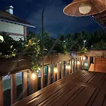 Apartman Aura Loving Con 4 Posti Letto, Cucina Completa, Terrazzo Ed Un Grande Parco Verde