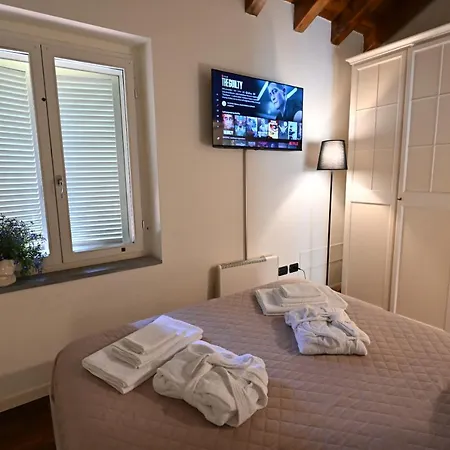 Aura Loving Con 4 Posti Letto, Cucina Completa, Terrazzo Ed Un Grande Parco Verde * Serravalle d'Asti