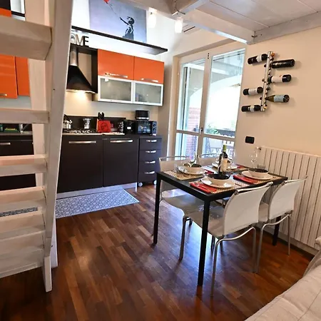 Aura Loving Con 4 Posti Letto, Cucina Completa, Terrazzo Ed Un Grande Parco Verde * Serravalle d'Asti