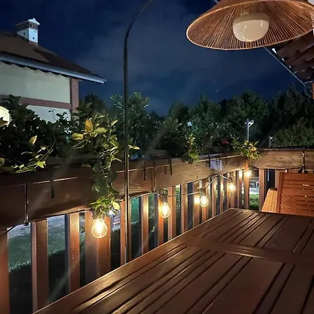 Daire Aura Loving Con 4 Posti Letto, Cucina Completa, Terrazzo Ed Un Grande Parco Verde