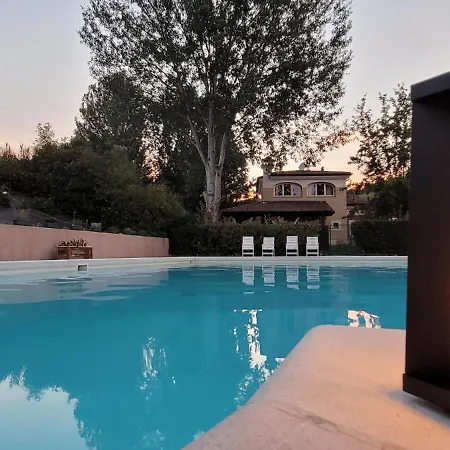 Aura Loving Con 4 Posti Letto, Cucina Completa, Terrazzo Ed Un Grande Parco Verde * Serravalle d'Asti