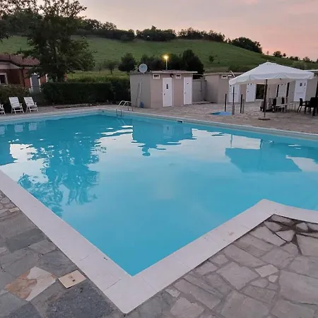 Aura Loving Con 4 Posti Letto, Cucina Completa, Terrazzo Ed Un Grande Parco Verde Daire