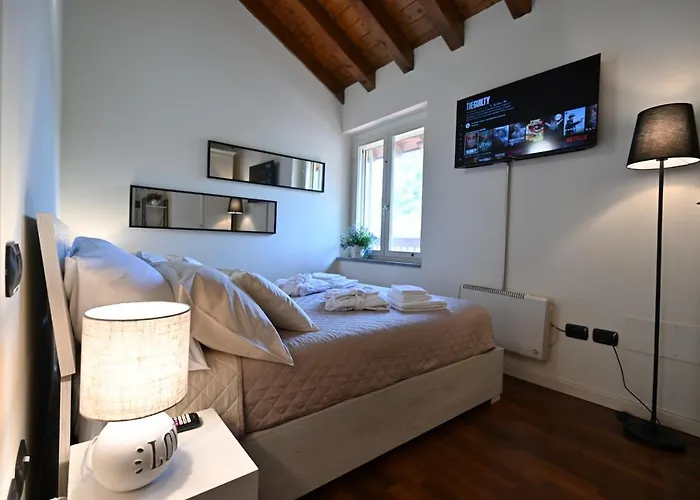 Aura Loving Con 4 Posti Letto, Cucina Completa, Terrazzo Ed Un Grande Parco Verde 公寓 *
