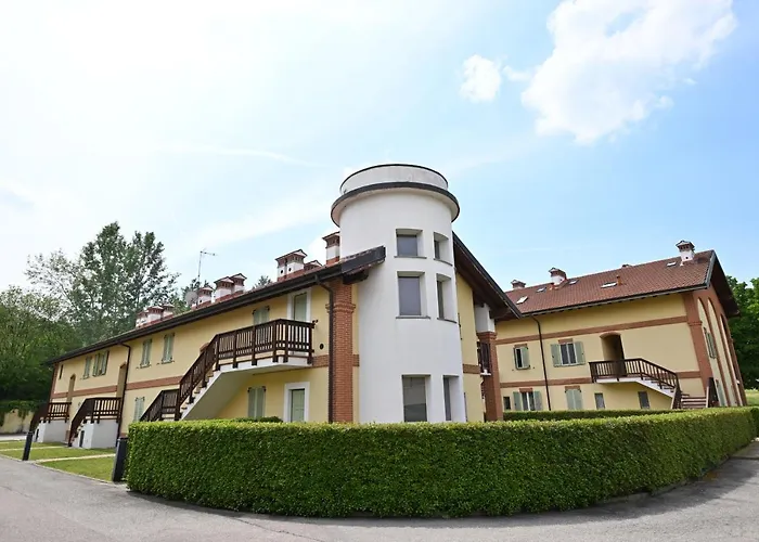 Aura Loving Con 4 Posti Letto, Cucina Completa, Terrazzo Ed Un Grande Parco Verde Serravalle d'Asti