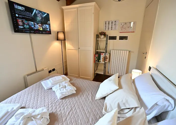 Aura Loving Con 4 Posti Letto, Cucina Completa, Terrazzo Ed Un Grande Parco Verde Serravalle d'Asti