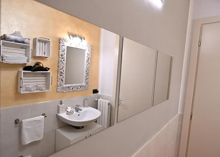 公寓 Aura Loving Con 4 Posti Letto, Cucina Completa, Terrazzo Ed Un Grande Parco Verde Serravalle d'Asti