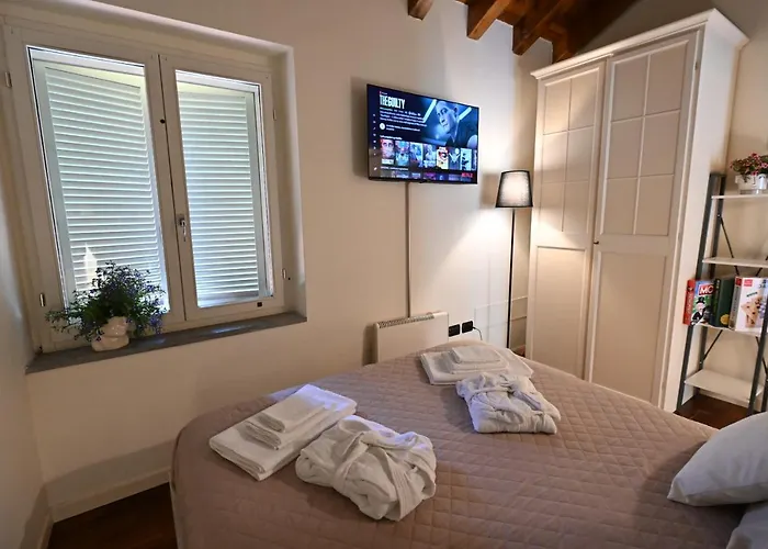 Aura Loving Con 4 Posti Letto, Cucina Completa, Terrazzo Ed Un Grande Parco Verde * Serravalle d'Asti