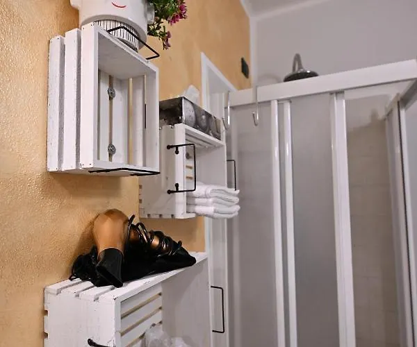 Aura Loving Con 4 Posti Letto, Cucina Completa, Terrazzo Ed Un Grande Parco Verde * Serravalle d'Asti