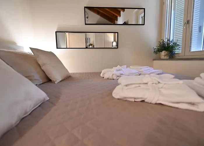 Apartment Aura Loving Con 4 Posti Letto, Cucina Completa, Terrazzo Ed Un Grande Parco Verde Serravalle d'Asti