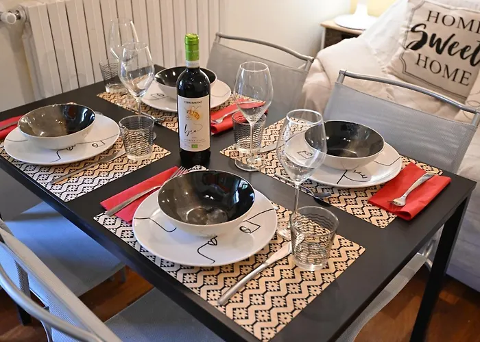 Aura Loving Con 4 Posti Letto, Cucina Completa, Terrazzo Ed Un Grande Parco Verde Apartment Serravalle d'Asti