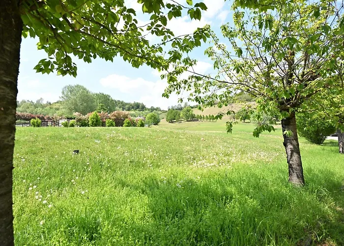 Aura Loving Con 4 Posti Letto, Cucina Completa, Terrazzo Ed Un Grande Parco Verde Serravalle d'Asti