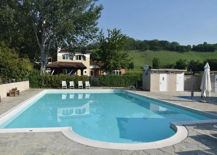 Aura Loving Con 4 Posti Letto, Cucina Completa, Terrazzo Ed Un Grande Parco Verde Serravalle d'Asti