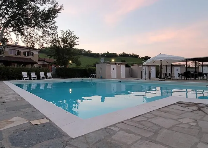 Aura Loving Con 4 Posti Letto, Cucina Completa, Terrazzo Ed Un Grande Parco Verde * Serravalle d'Asti