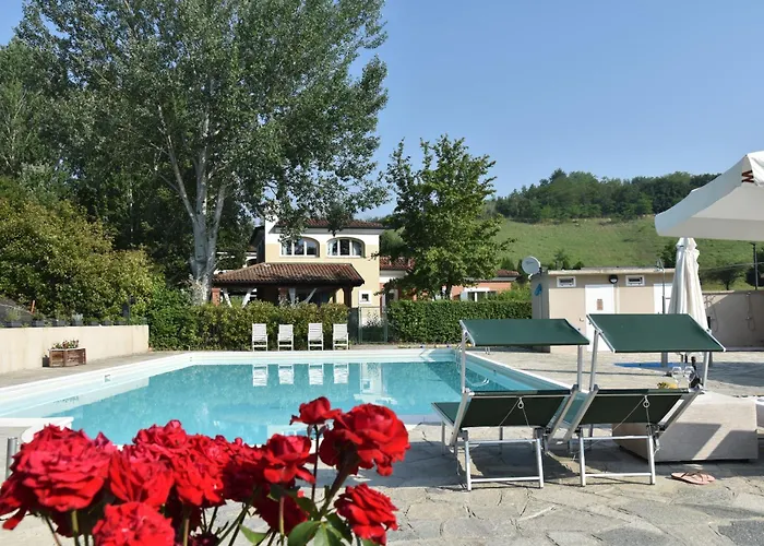 Aura Loving Con 4 Posti Letto, Cucina Completa, Terrazzo Ed Un Grande Parco Verde 公寓 Serravalle d'Asti